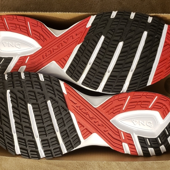 Brooks Men's LAUNCH 4 SIZE 10D - Picture 3 of 4